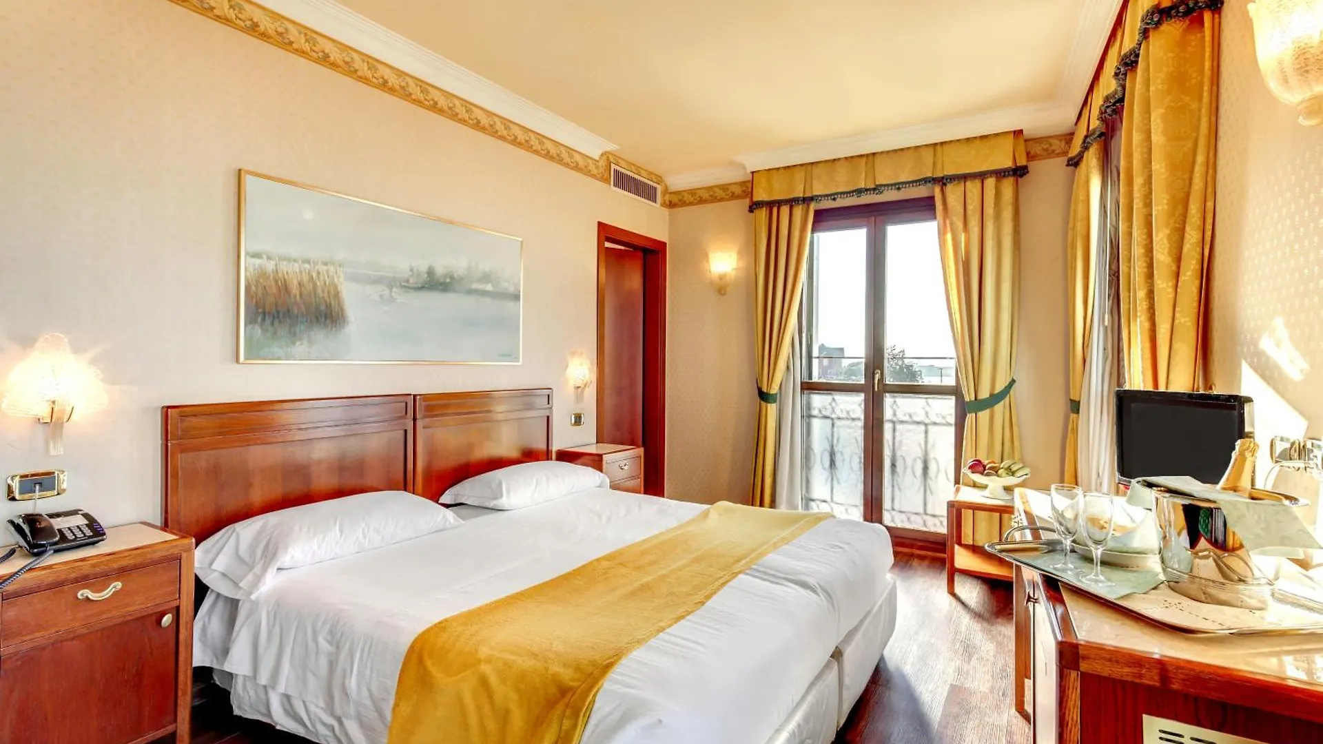 Hotel Panorama Lido de Venise 4*,